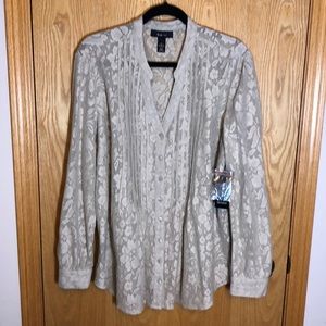 Long sleeve lace shirt